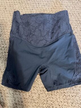 High-Waist Navy Women's Lace-Trim Shorts